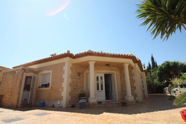 Sales villa Benissa
