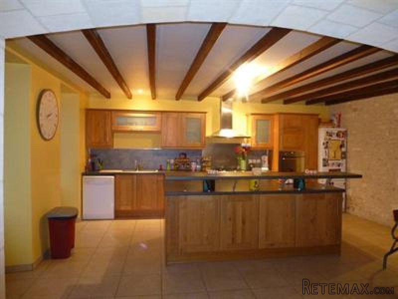 5 Bedrooms - House - Poitou-Charentes.. - 2