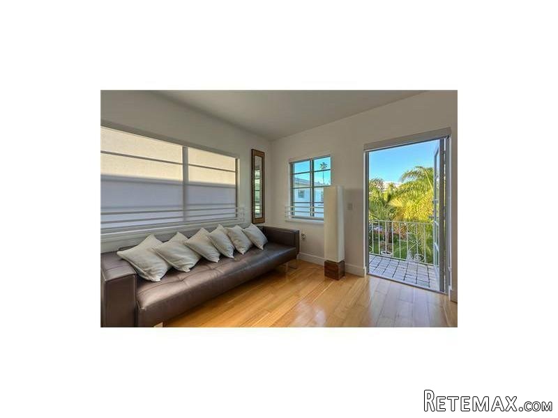 930 10 Street, Unit 8, Miami Beach, Fl..