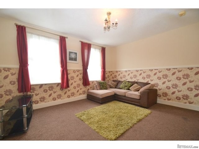 2 bedroom house in SHEERNESS