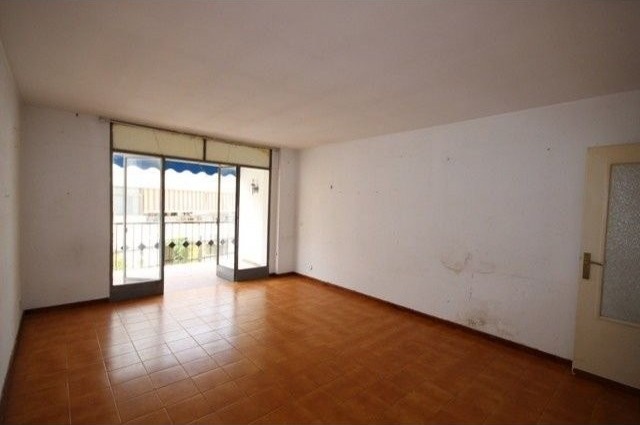 2 Bed Apartment for sale in Marbella