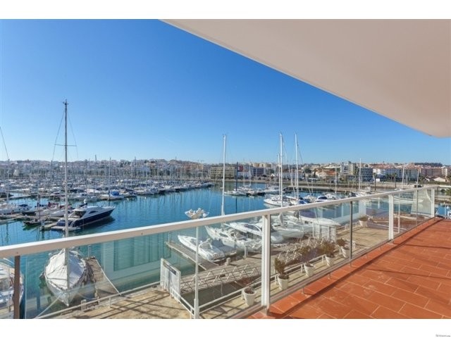 SIX BEDROOM LUXURY PENTHOUSE FOR SALE.. - 2