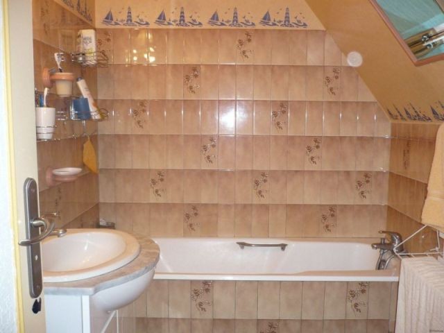 Chalet In Good Condition - 2
