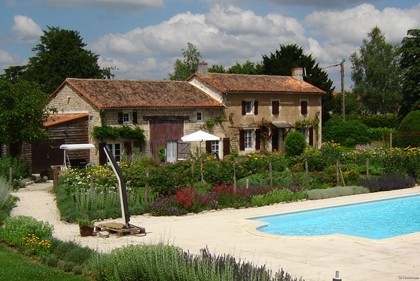 Maison avec gite et piscine