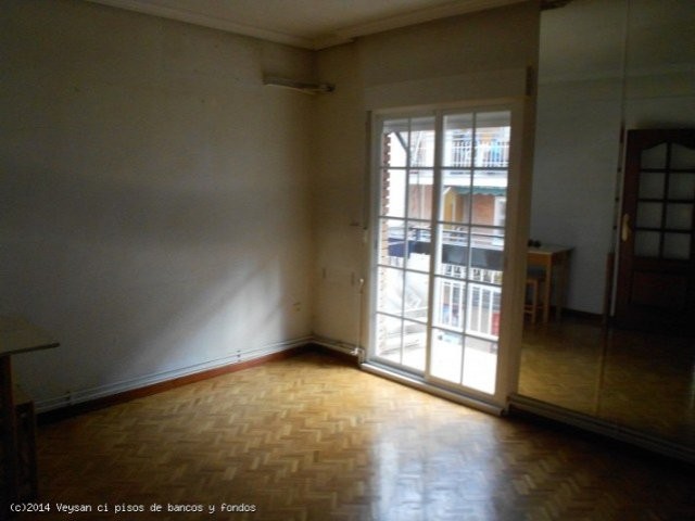 Calle Lago Erie - 2