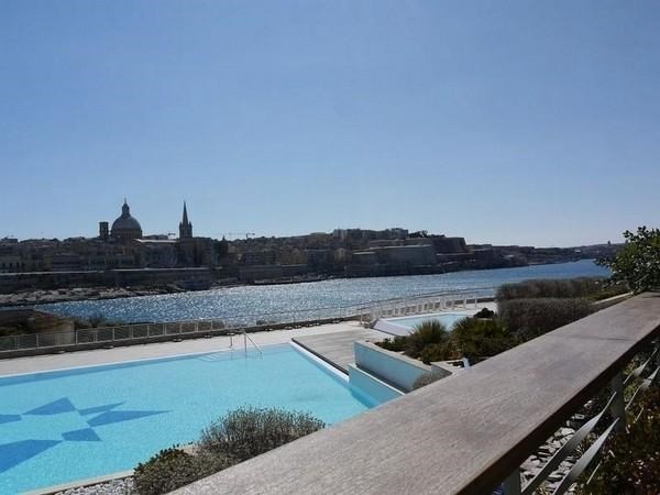 Tigne Point Apartment with Terraces