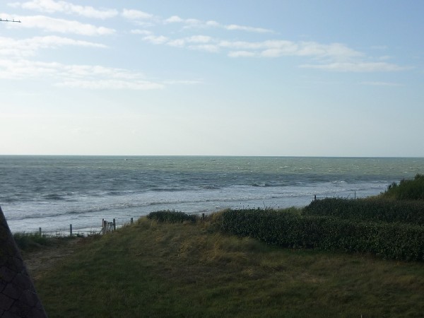 Sea-Front Location for this House
