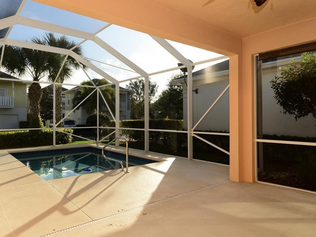 3 bedroom Residence For Sale: Jupiter.. - 2