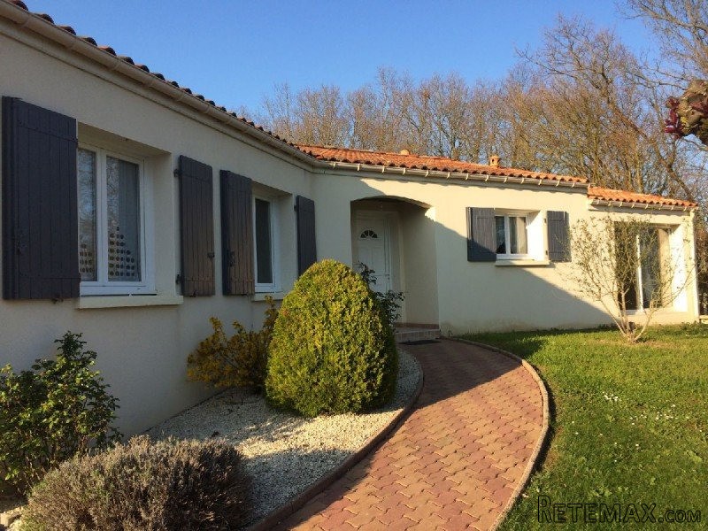 3 Bedroom Villa With Garden, Terrace.. - 2