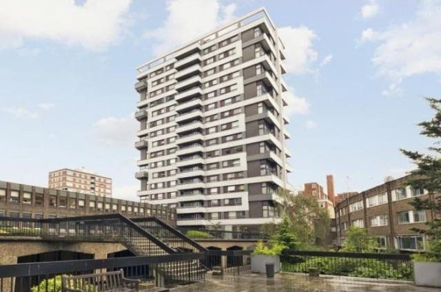 2 Bedrooms - Apartment - London - For..