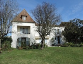 19th Century Country House With Large.. - 2