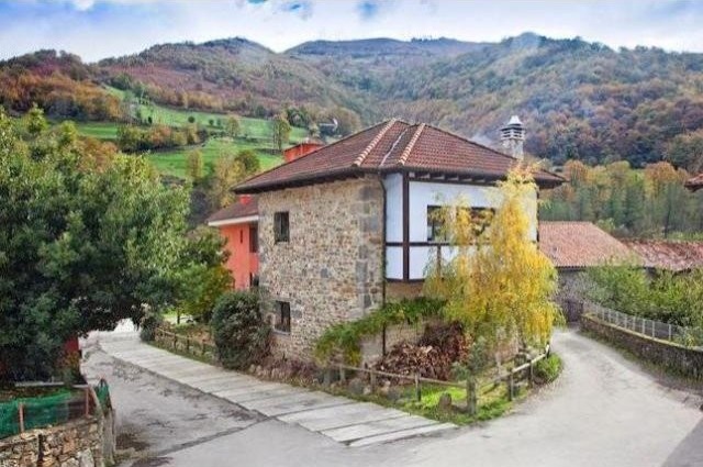 Hotel/guest House For Sale