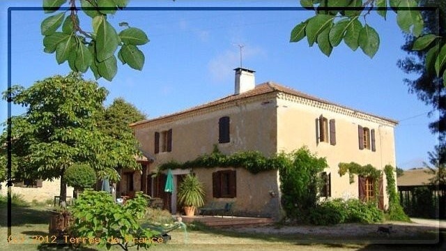 Beautifully Restored Family House..