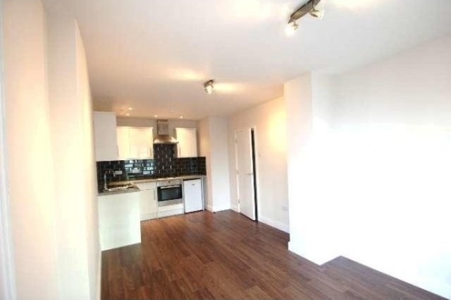 1 Bed Flat/Apartment To Let in London