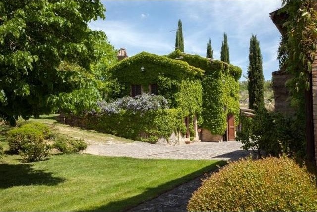 4 bedroom House For Sale: Orvieto..