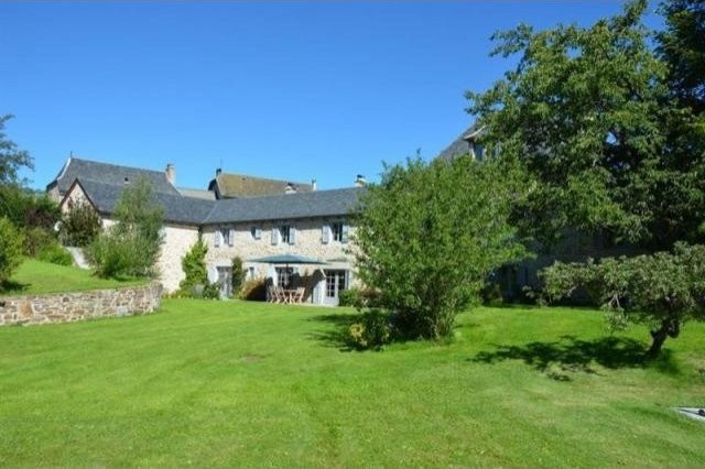 5 bedroom Character For Sale: 15110..