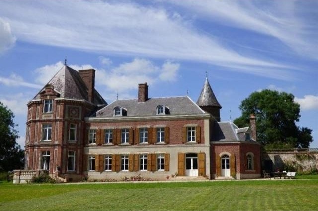 12 bedroom Castle For Sale: 02100 SAINT.. - 2