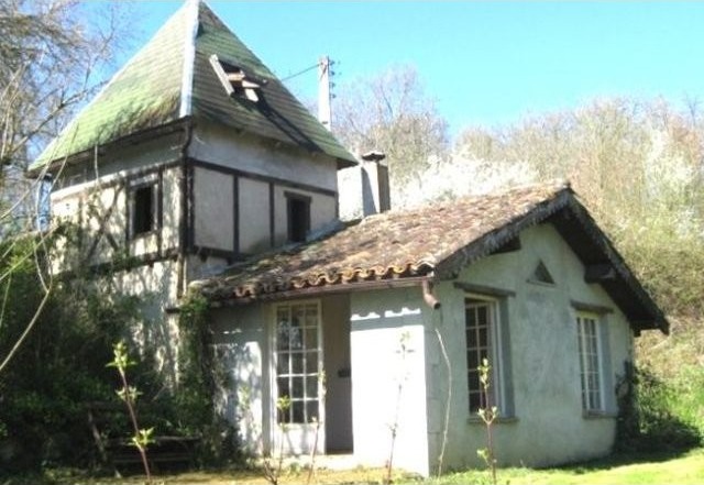 Property in Paradise On 7,5 Hectares