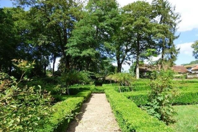 9 bedroom Castle For Sale: 02400.. - 2