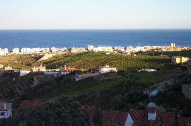 3 Bed Town House for sale in Manilva - 2