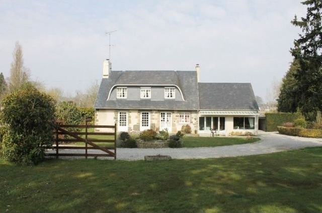 Superb House with Land Ideal for Horses