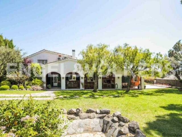 Exclusive and central Alella,Costa..