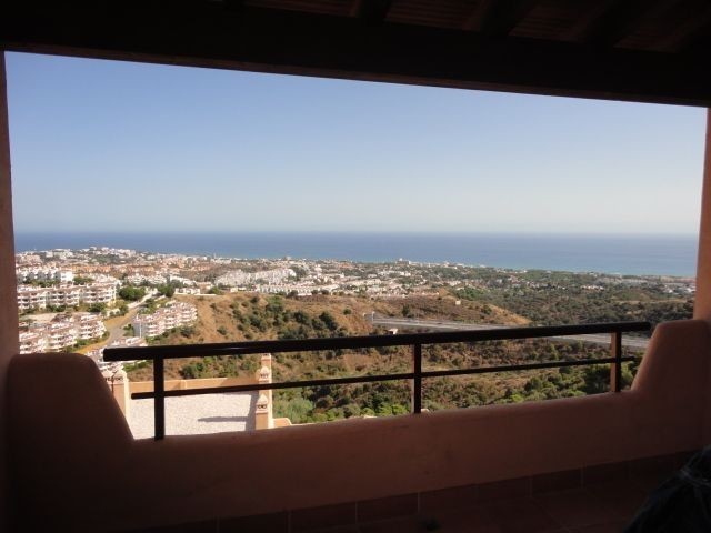 2 Bed Apartment for sale in Mijas - 2