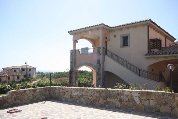 2 Bedrooms - Apartment - For Sale
