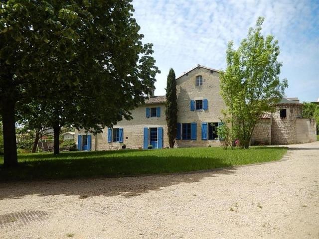 3 bedroom Character For Sale: 79410..