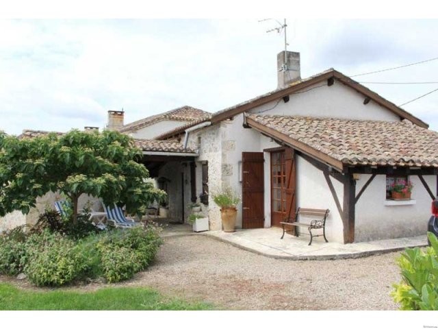 Charming Cottage With Pool