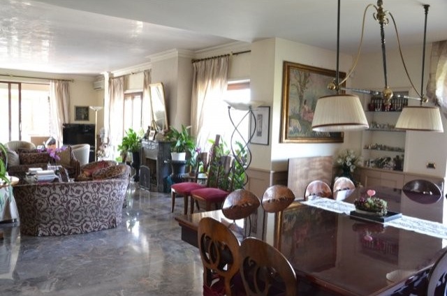 4 Bedrooms - Apartment - For Sale - 2