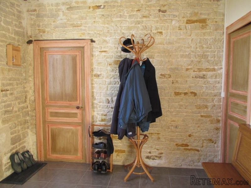 Quiet Location For This Lovely Property - 2