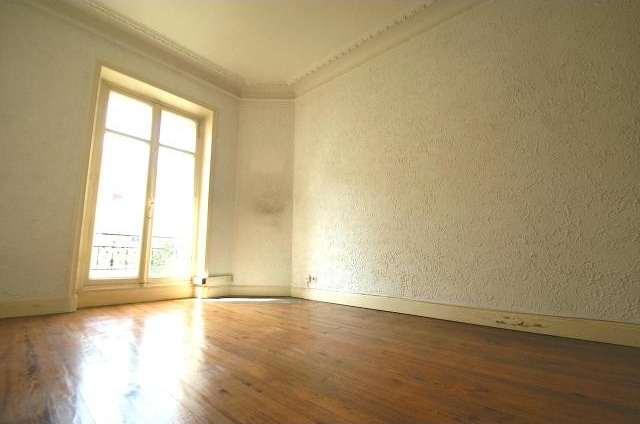 Three bed apartment in ideal location