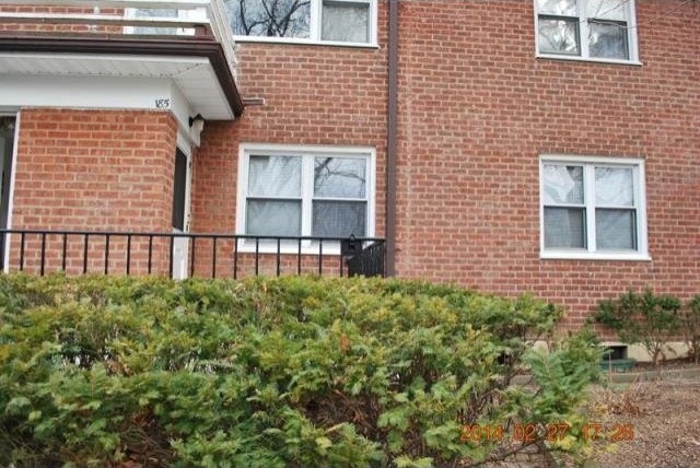 2 bedroom Co-op For Sale: Irvington..