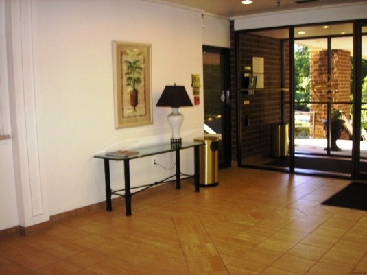 Apartment, Alexandria, United States - 2