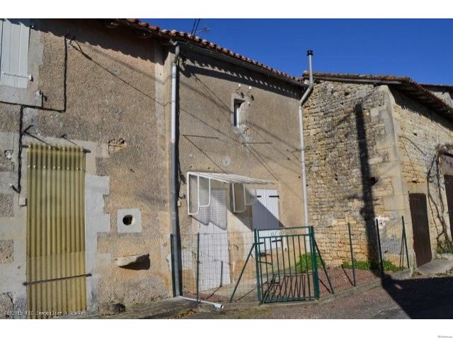 2 bedroom lovely stone house with..