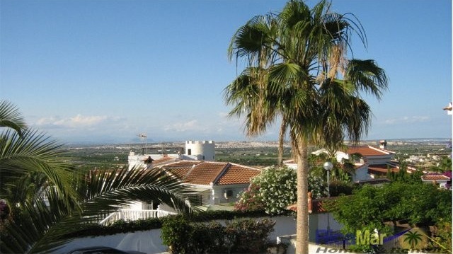 2 Bedrooms - Property - Alicante - For..