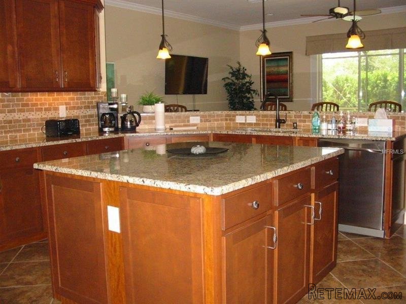 3 bedroom House For Sale: 6600 Horned.. - 2