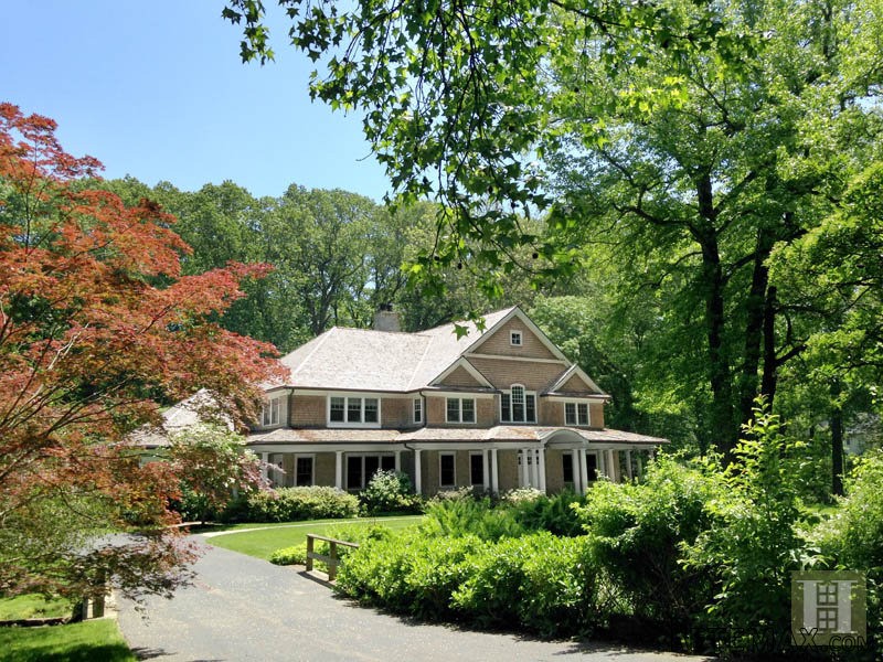 4 bedroom House For Sale: 22 DRIFTWAY..