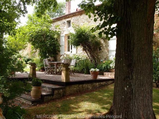 4 bedroom Character For Sale: 47140.. - 2