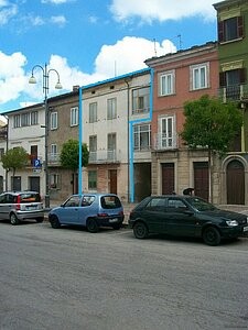 Large townhouse in a beautiful location.