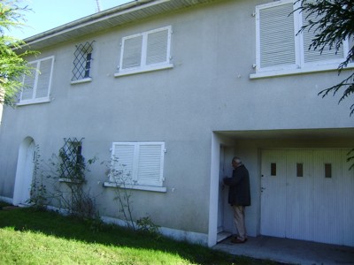 Detached House, 2 Bedrooms And Enclosed..