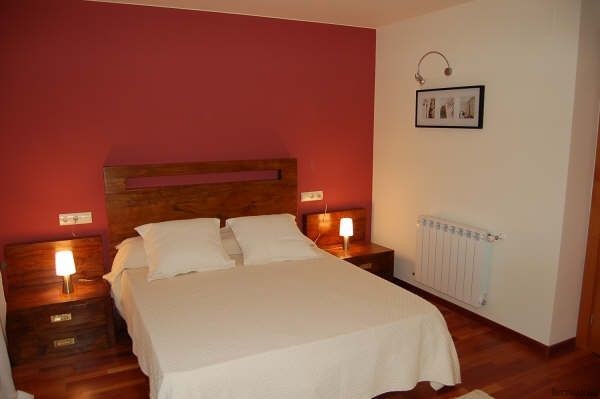 2 Bedrooms - Apartment - Girona - For.. - 2