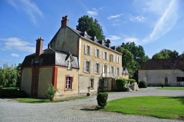 5 bedroom Manor House For Sale: 61500.. - 2