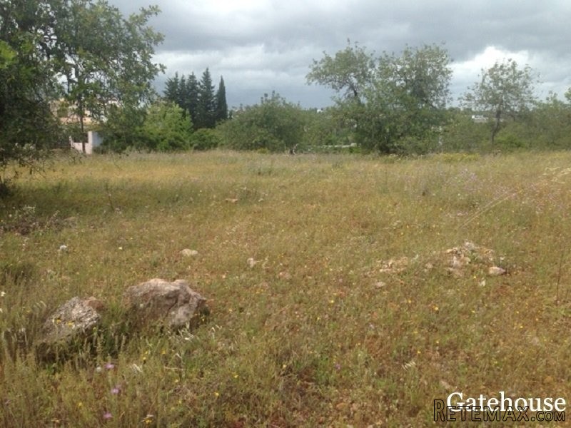 Building Plot For Sale In Almancil..