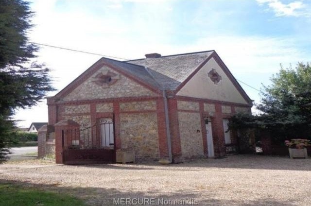 7 bedroom House For Sale: 27210.. - 2