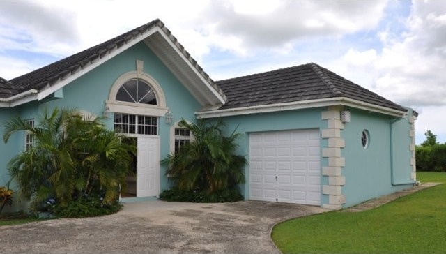 3 bedroom Property For Sale: Grand View.. - 2