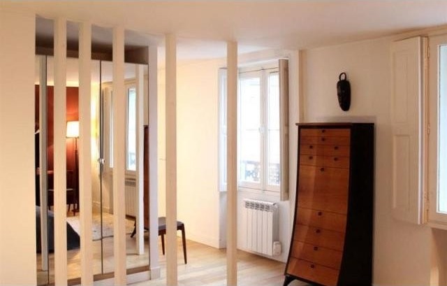 2 bedroom Property For Sale: Paris 3rd.. - 2