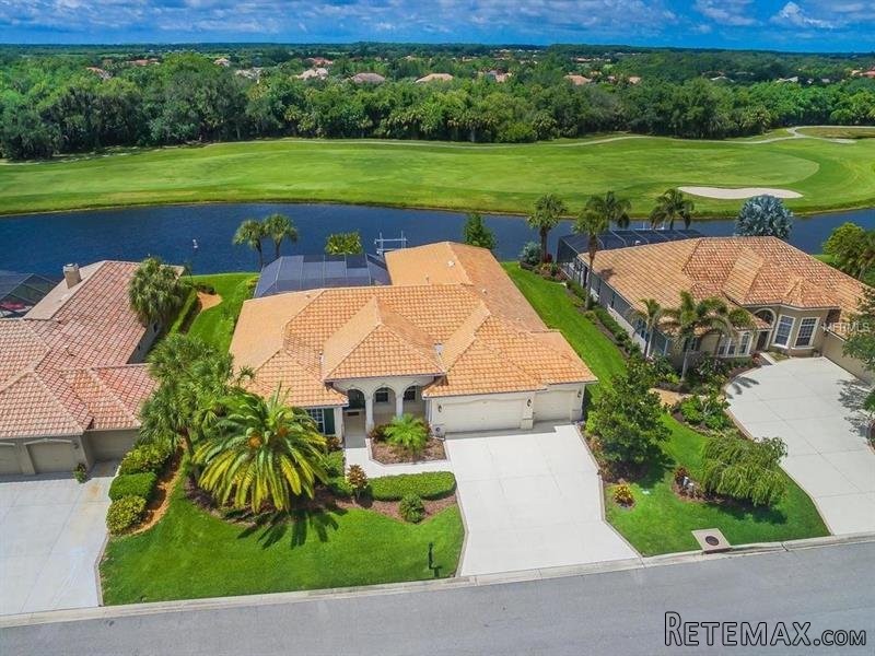4 bedroom House For Sale: 832 Whooping.. - 2