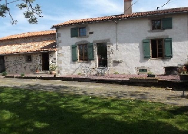 House & Guest Gite Providing Income